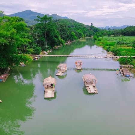 Thai House Pu Luong - Century Old Stilt House With Terrace Views Huong Ba Thuoc Exterior photo